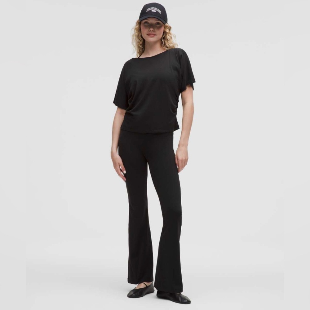 Lululemon Organic Cotton Ruched-Sides T-Shirt - Picture 3 of 8